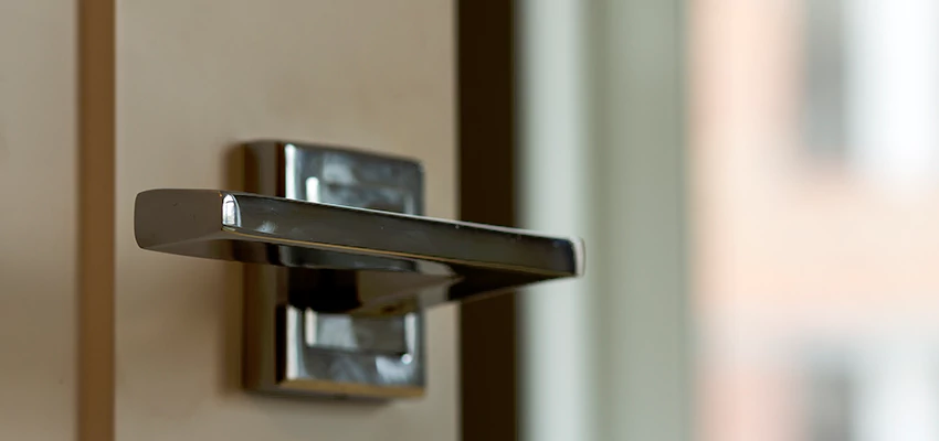 Door Lever Knob Repair in Compton, California